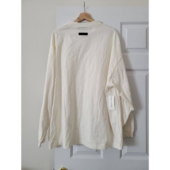 FEAR OF GOD - ESSENTIALS CORE LONG SLEEVE TEE - CLOUD DANCER - M NWT - Picture 1 of 11